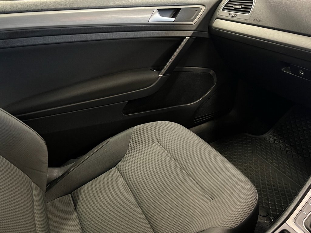 Used Volkswagen Golf 2015 for sale - 77463446: Photo 34