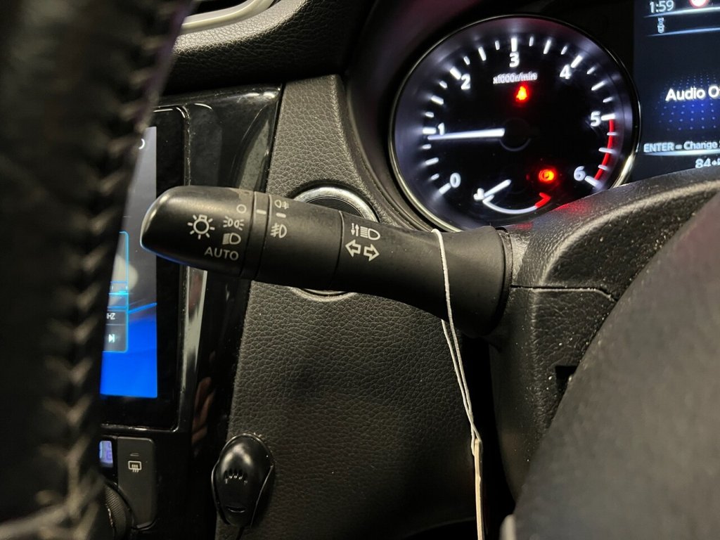 Used Nissan Qashqai 2017 for sale - 76582157: Photo 29