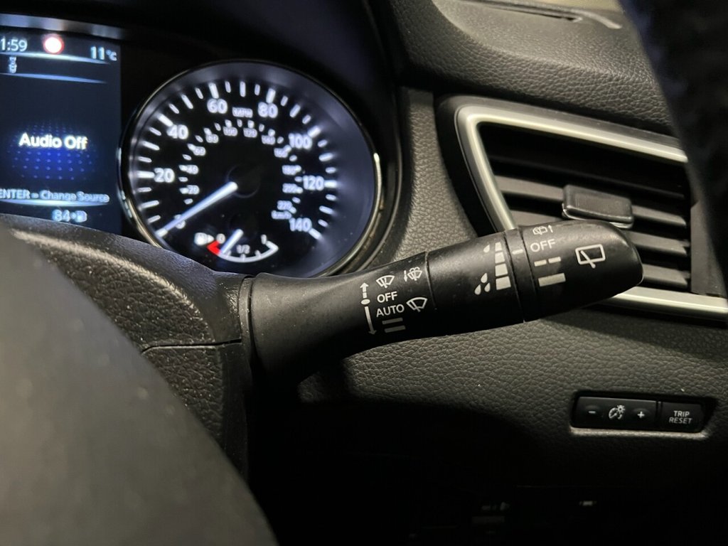 Used Nissan Qashqai 2017 for sale - 76582157: Photo 30