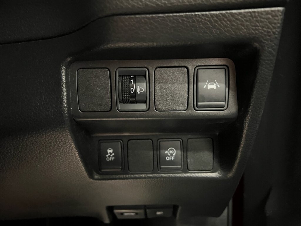 Used Nissan Qashqai 2017 for sale - 76582157: Photo 34