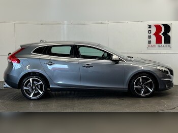 Used Volvo V40 2015 for sale - 78457828: Photo
