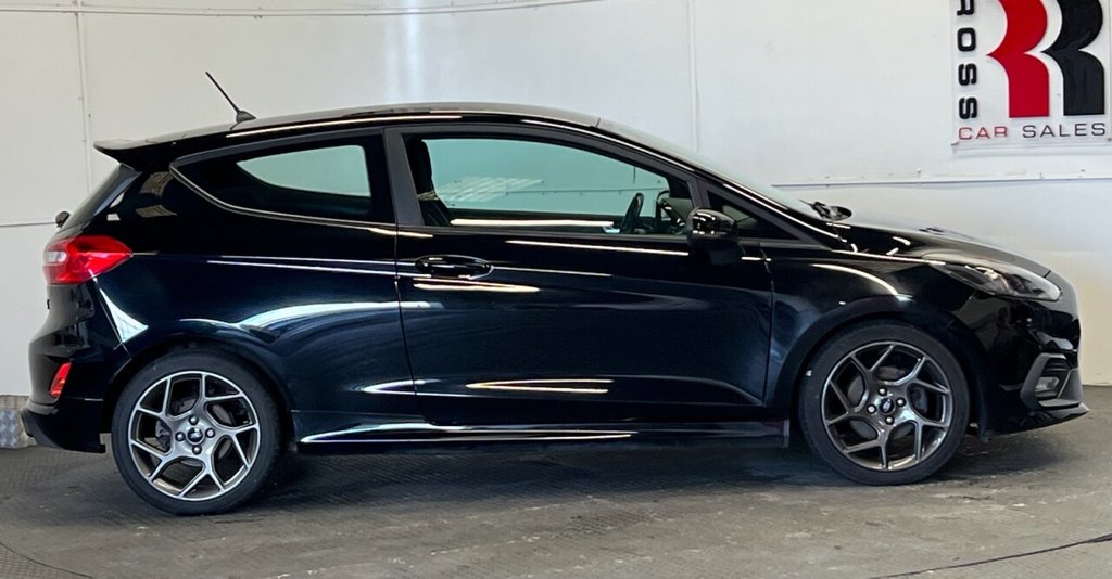 Used Ford Fiesta 2018 for sale - 77703843: Photo 2