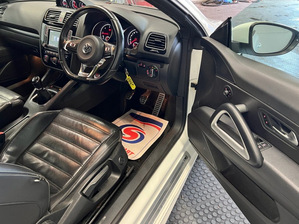 Used Volkswagen Scirocco 2017 for sale - 77408712: Photo 17