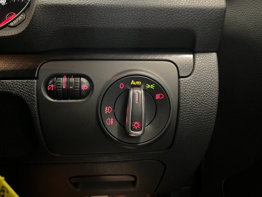 Used Volkswagen Scirocco 2017 for sale - 77408712: Photo 33