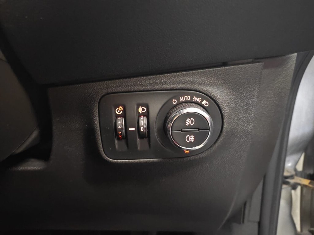 Used Vauxhall Corsa 2019 for sale - 77780364: Photo 28