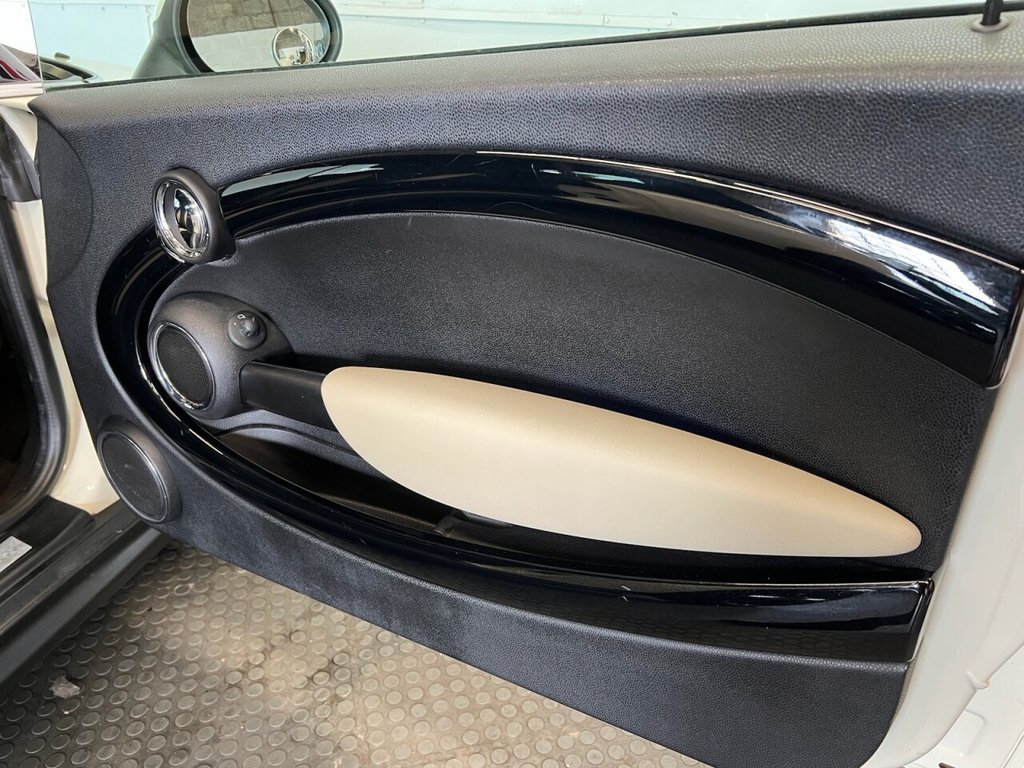 Used MINI Convertible 2013 for sale - 78082634: Photo 16