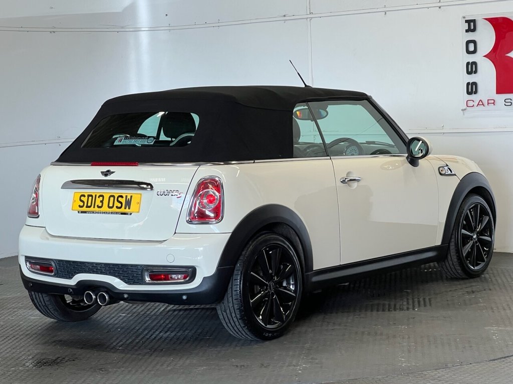 Used MINI Convertible 2013 for sale - 78082634: Photo 3