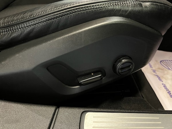 Used Volvo V60 2019 for sale - 75685043: Photo 25