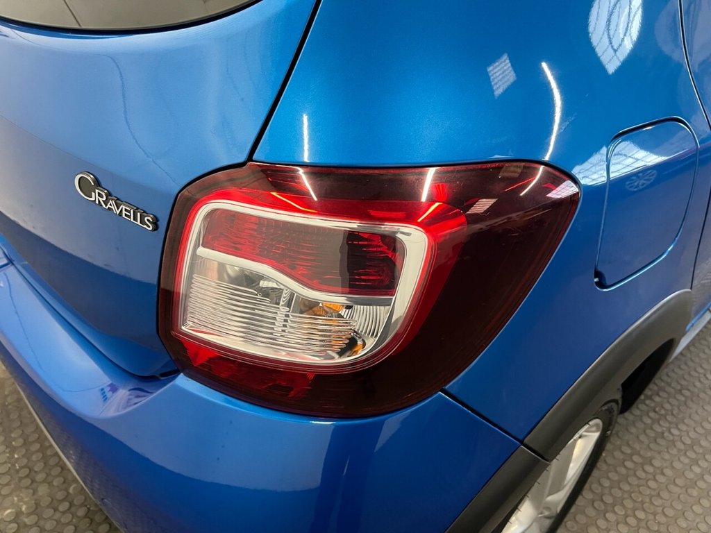 Used Dacia Sandero Stepway 2015 for sale - 78200061: Photo 12