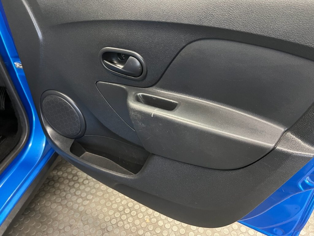 Used Dacia Sandero Stepway 2015 for sale - 78200061: Photo 18