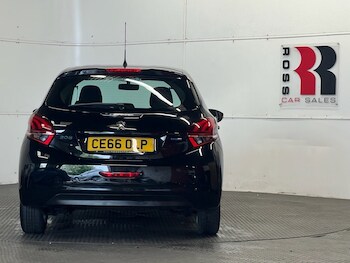 Used Peugeot 208 2016 for sale - 78943335: Photo