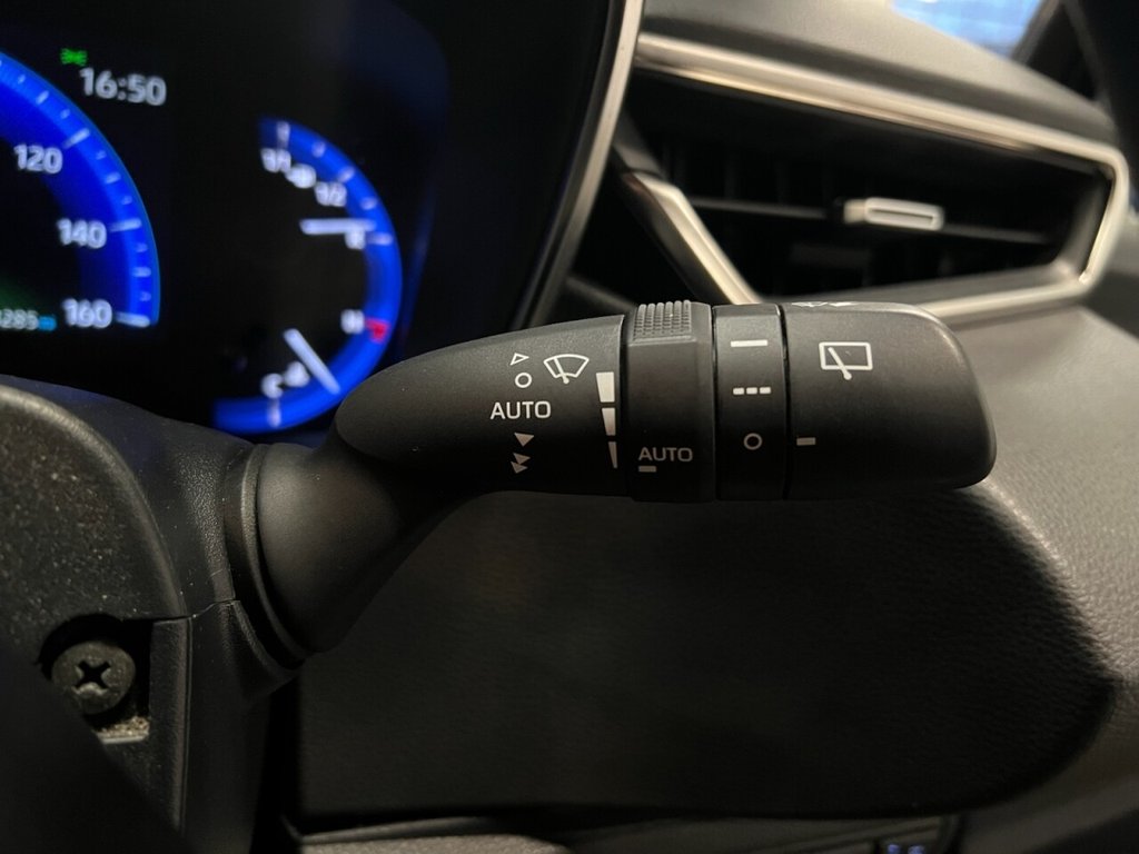 Used Toyota Corolla 2020 for sale - 77328378: Photo 32