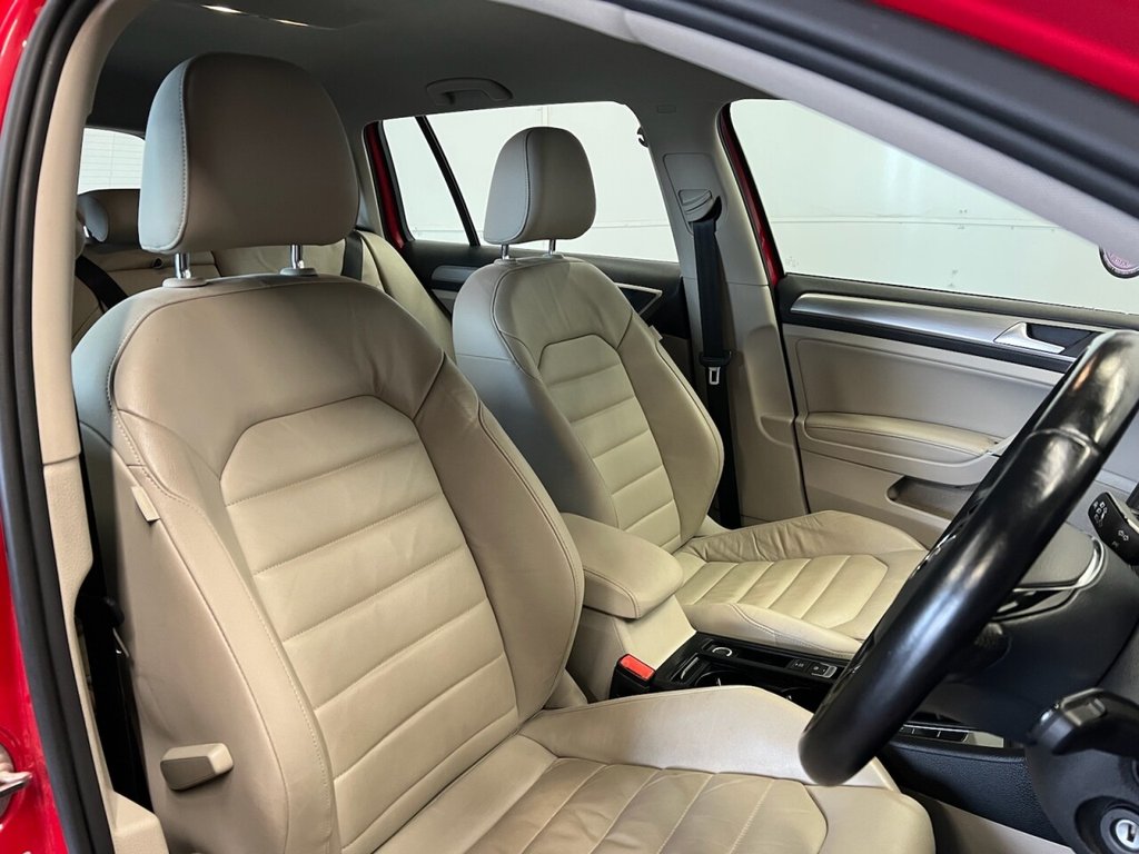 Used Volkswagen Golf 2014 for sale - 77499532: Photo 21