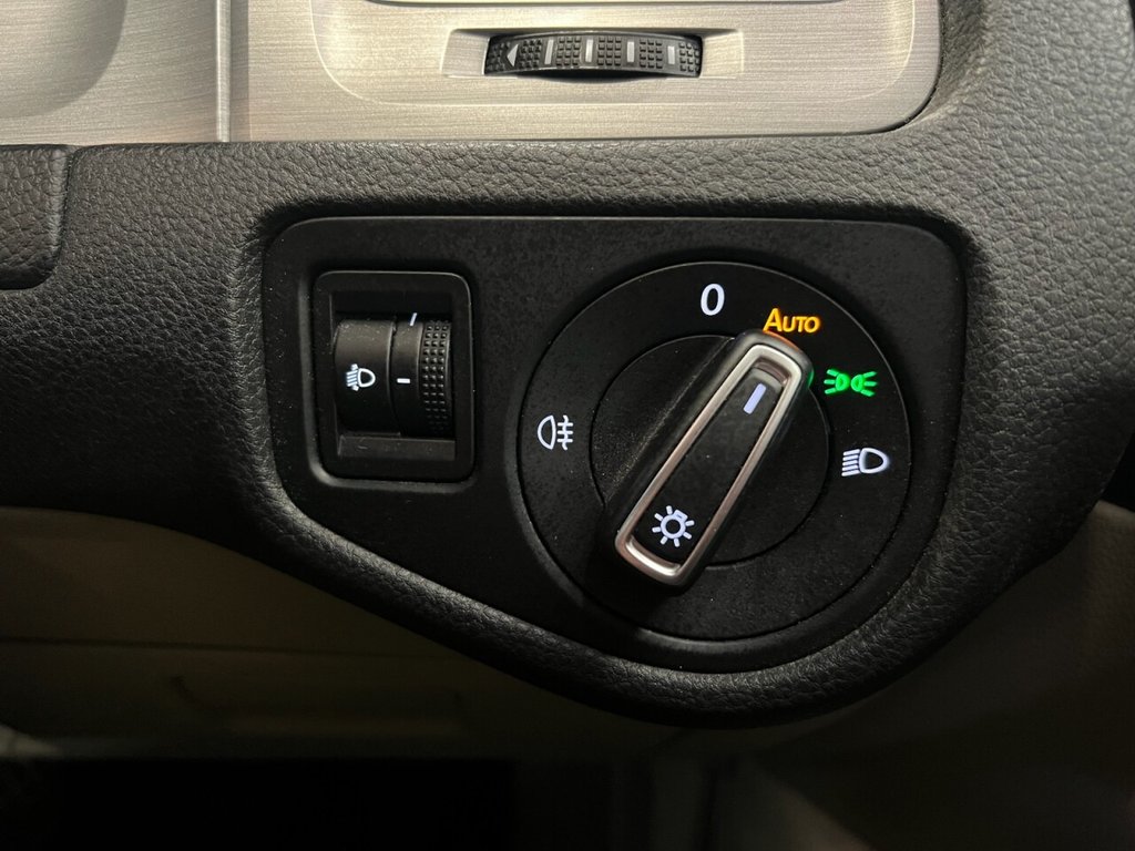 Used Volkswagen Golf 2014 for sale - 77499532: Photo 30