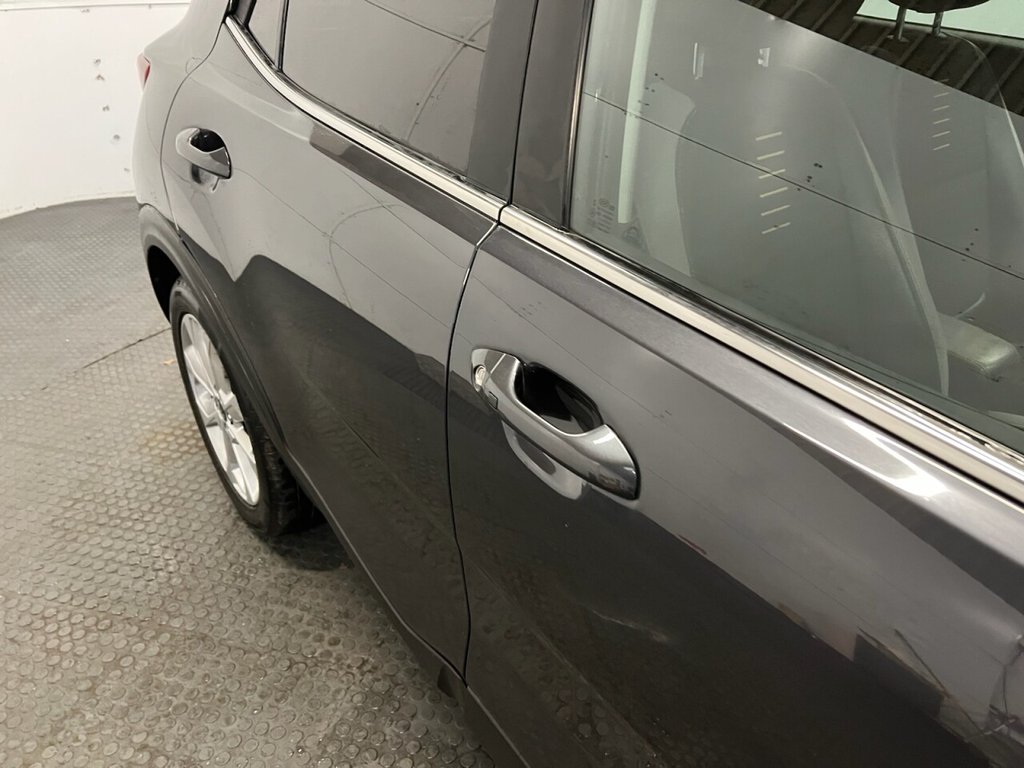 Used Kia Stonic 2018 for sale - 77820892: Photo 11