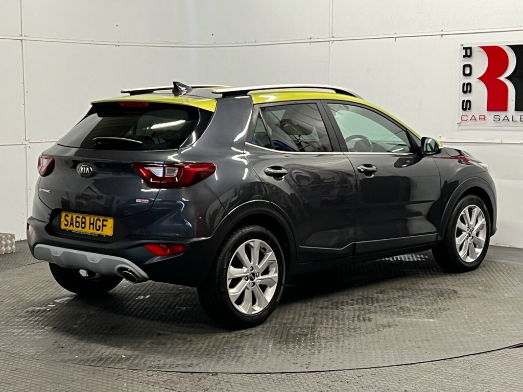 Used Kia Stonic 2018 for sale - 77820892: Photo 3