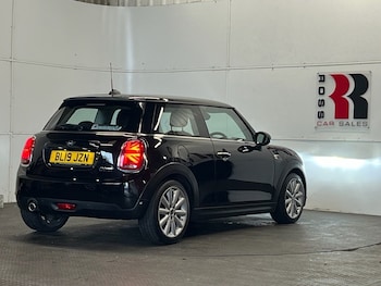 Used MINI Hatch 2019 for sale - 78942938: Photo