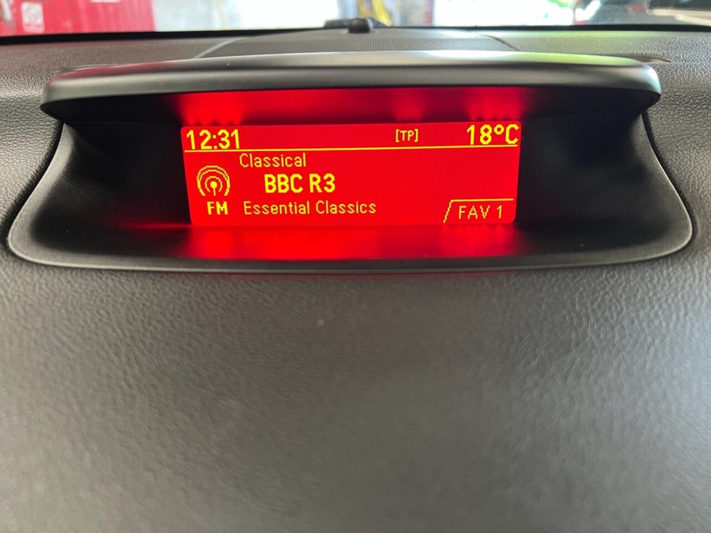 Used Vauxhall Meriva 2015 for sale - 76632039: Photo 23