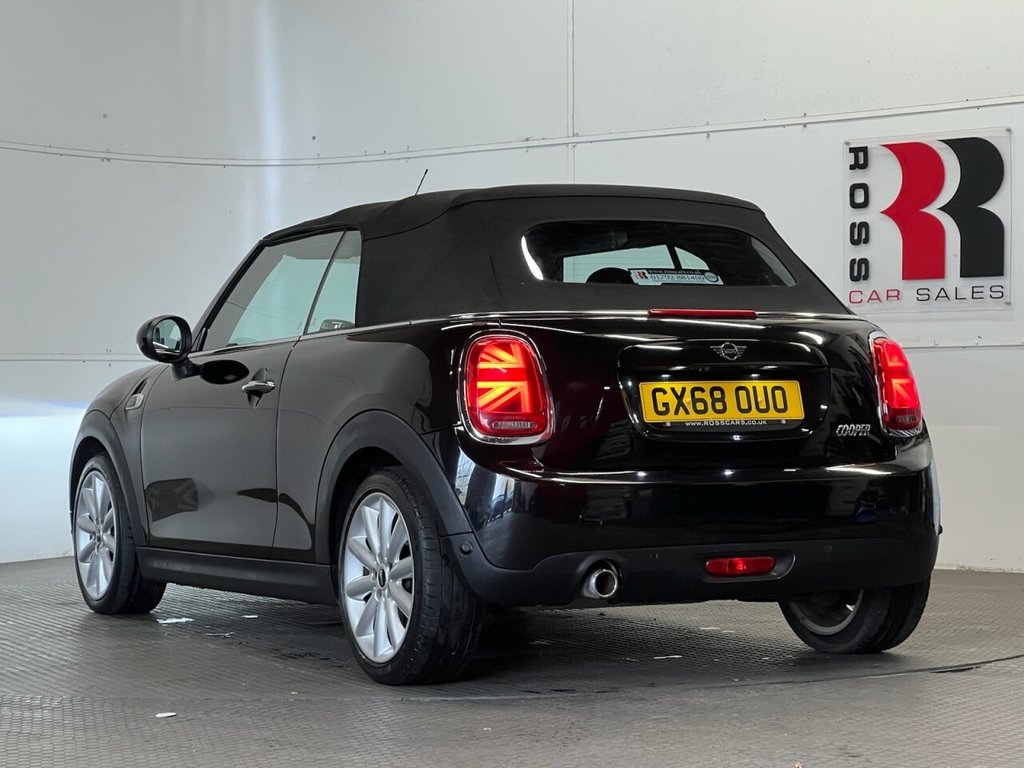 Used MINI Convertible 2018 for sale - 76395808: Photo 13