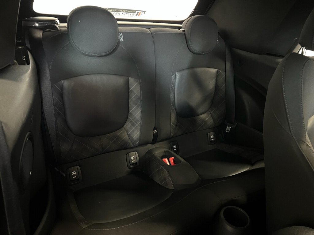 Used MINI Convertible 2018 for sale - 76395808: Photo 25