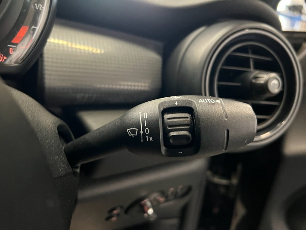 Used MINI Convertible 2018 for sale - 76395808: Photo 39