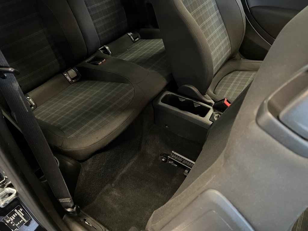 Used Vauxhall ADAM 2015 for sale - 77879630: Photo 16