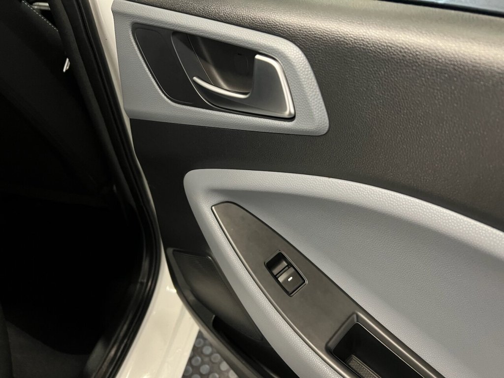 Used Hyundai i20 2017 for sale - 76546495: Photo 18