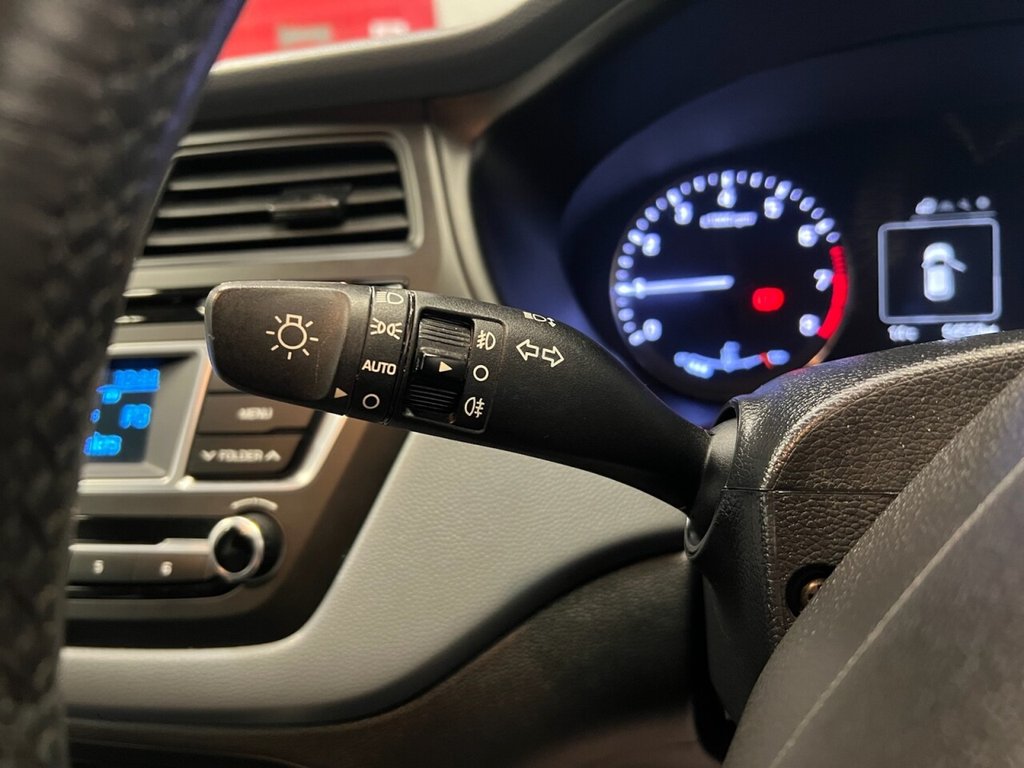 Used Hyundai i20 2017 for sale - 76546495: Photo 31