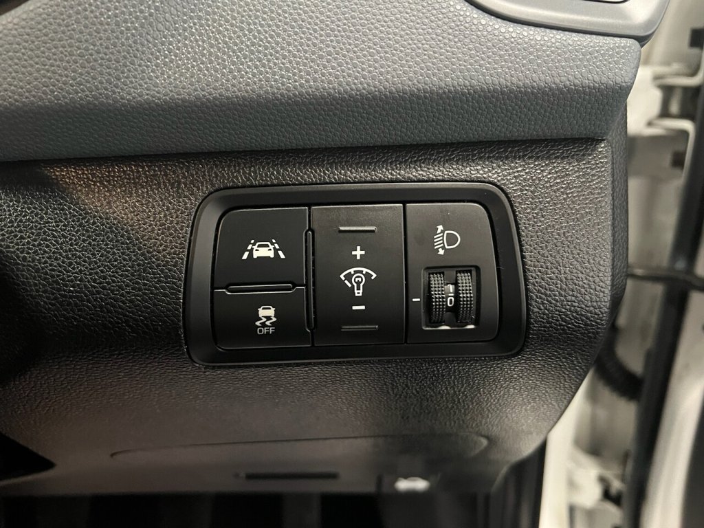 Used Hyundai i20 2017 for sale - 76546495: Photo 36