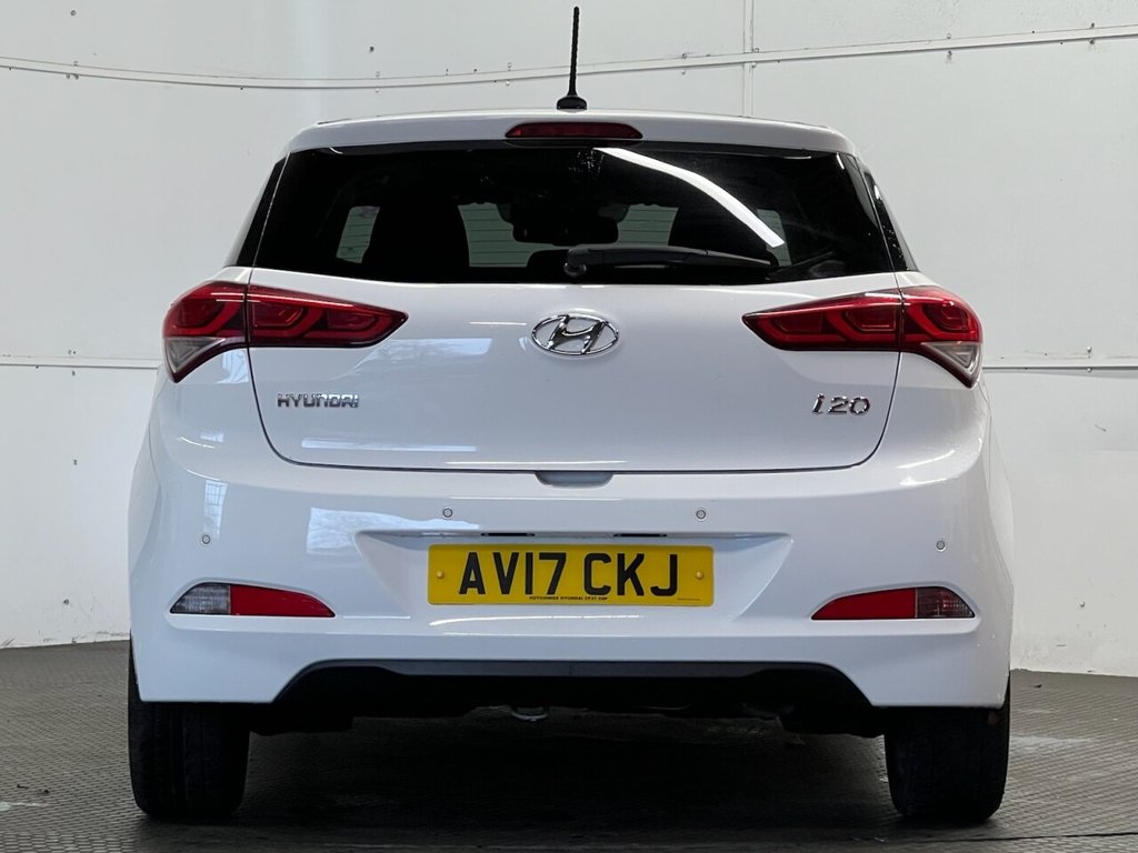 Used Hyundai i20 2017 for sale - 76546495: Photo 4