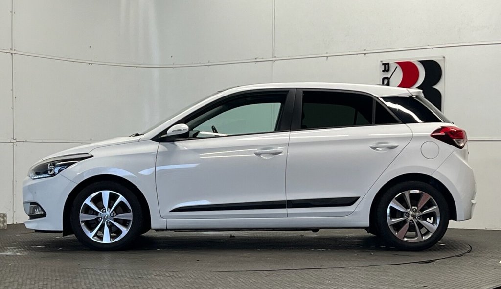 Used Hyundai i20 2017 for sale - 76546495: Photo 6