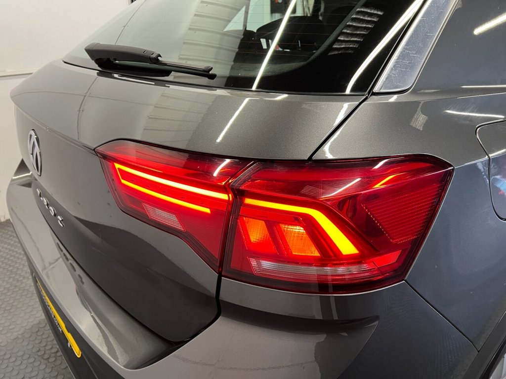 Used Volkswagen T-Roc 2018 for sale - 77451806: Photo 12