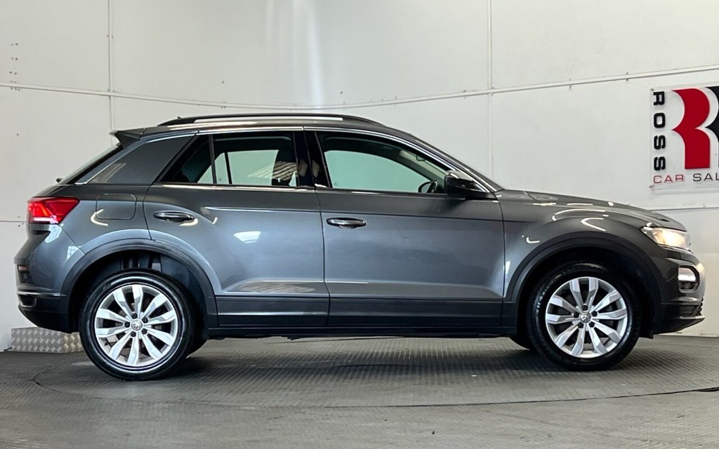 Used Volkswagen T-Roc 2018 for sale - 77451806: Photo 2