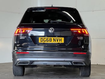 Used Volkswagen Tiguan Allspace 2018 for sale - 76923982: Photo
