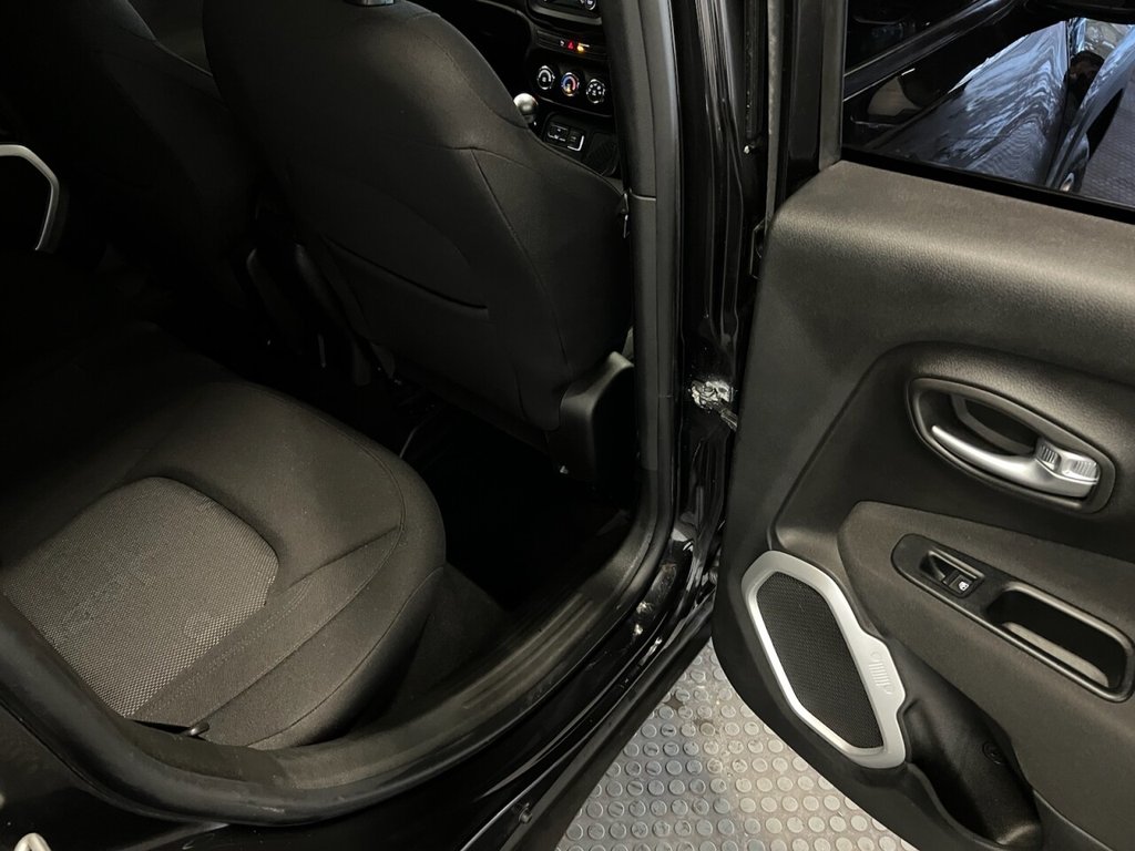 Used Jeep Renegade 2016 for sale - 76711644: Photo 15