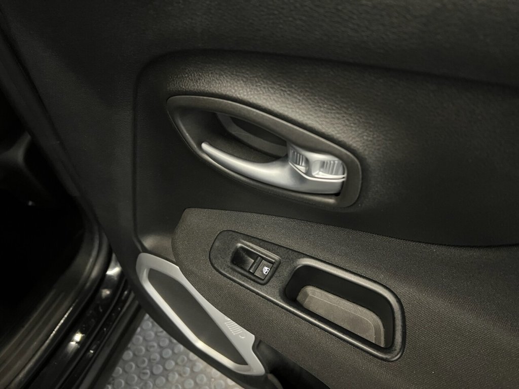 Used Jeep Renegade 2016 for sale - 76711644: Photo 18