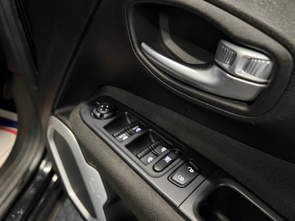 Used Jeep Renegade 2016 for sale - 76711644: Photo 23