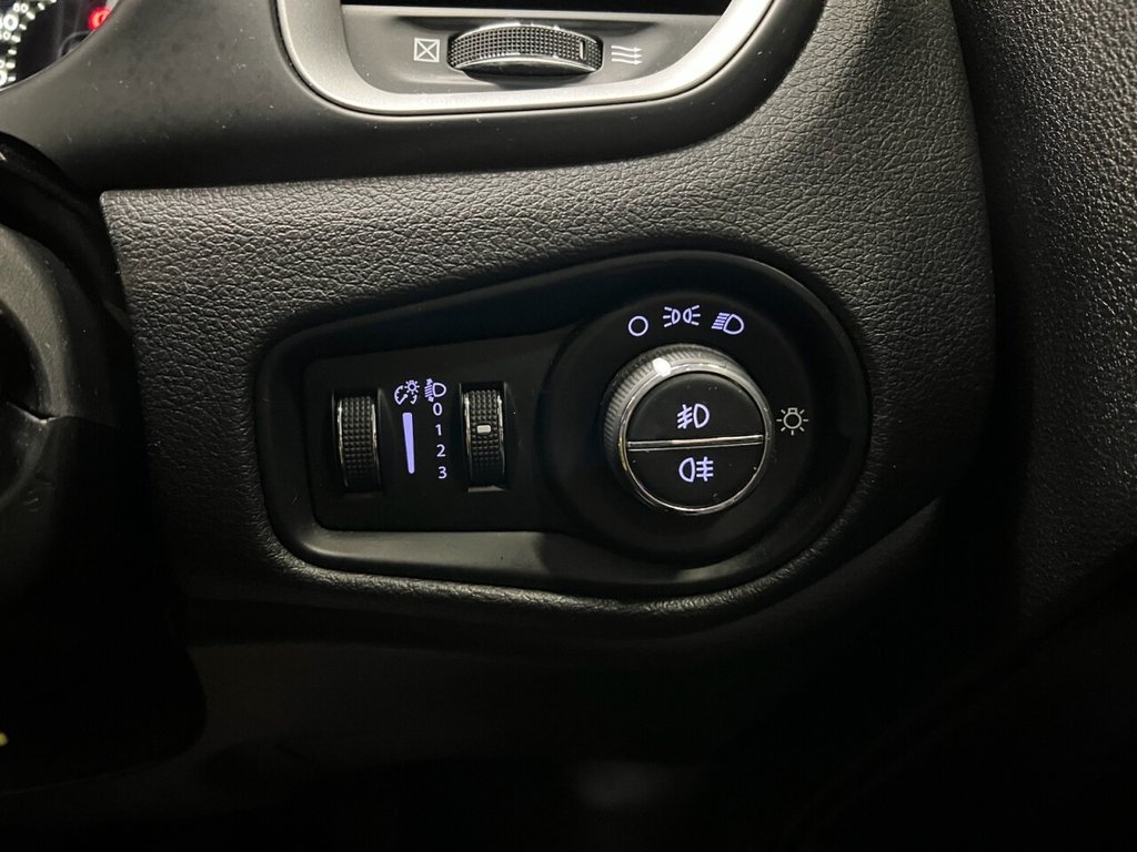 Used Jeep Renegade 2016 for sale - 76711644: Photo 36