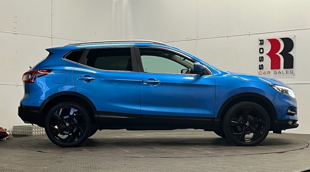 Used Nissan Qashqai 2017 for sale - 77072454: Photo 2