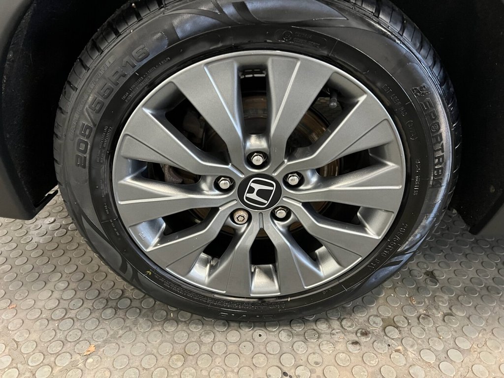 Used Honda Civic 2016 for sale - 77593695: Photo 13