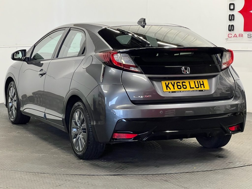 Used Honda Civic 2016 for sale - 77593695: Photo 5