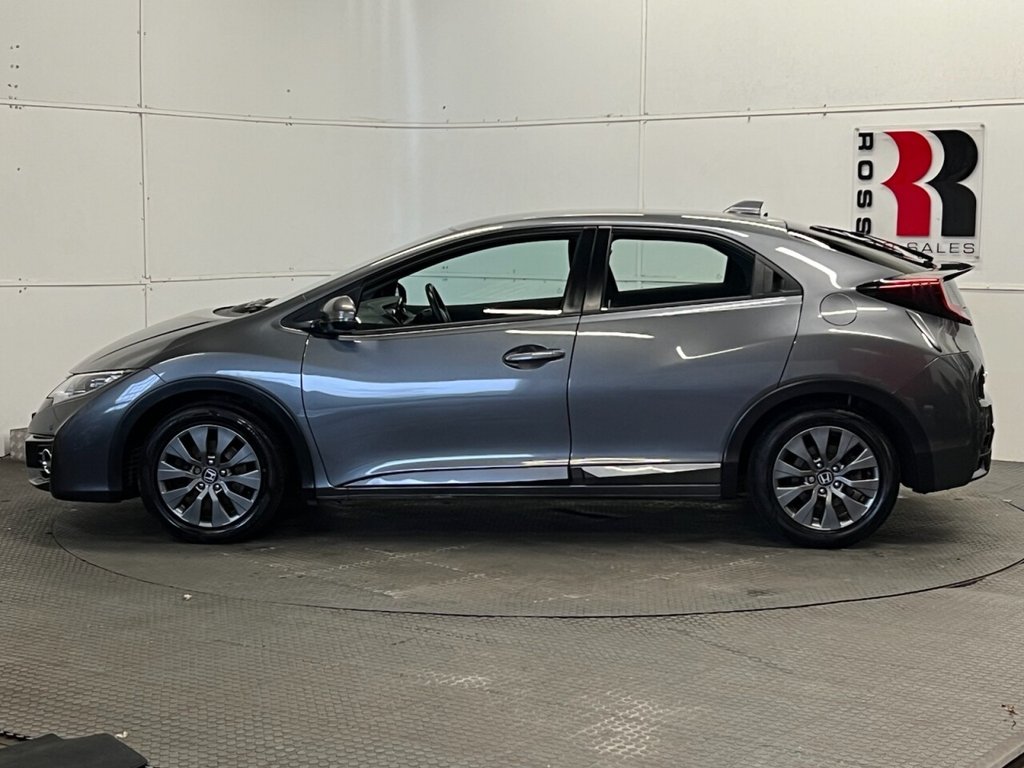Used Honda Civic 2016 for sale - 77593695: Photo 6