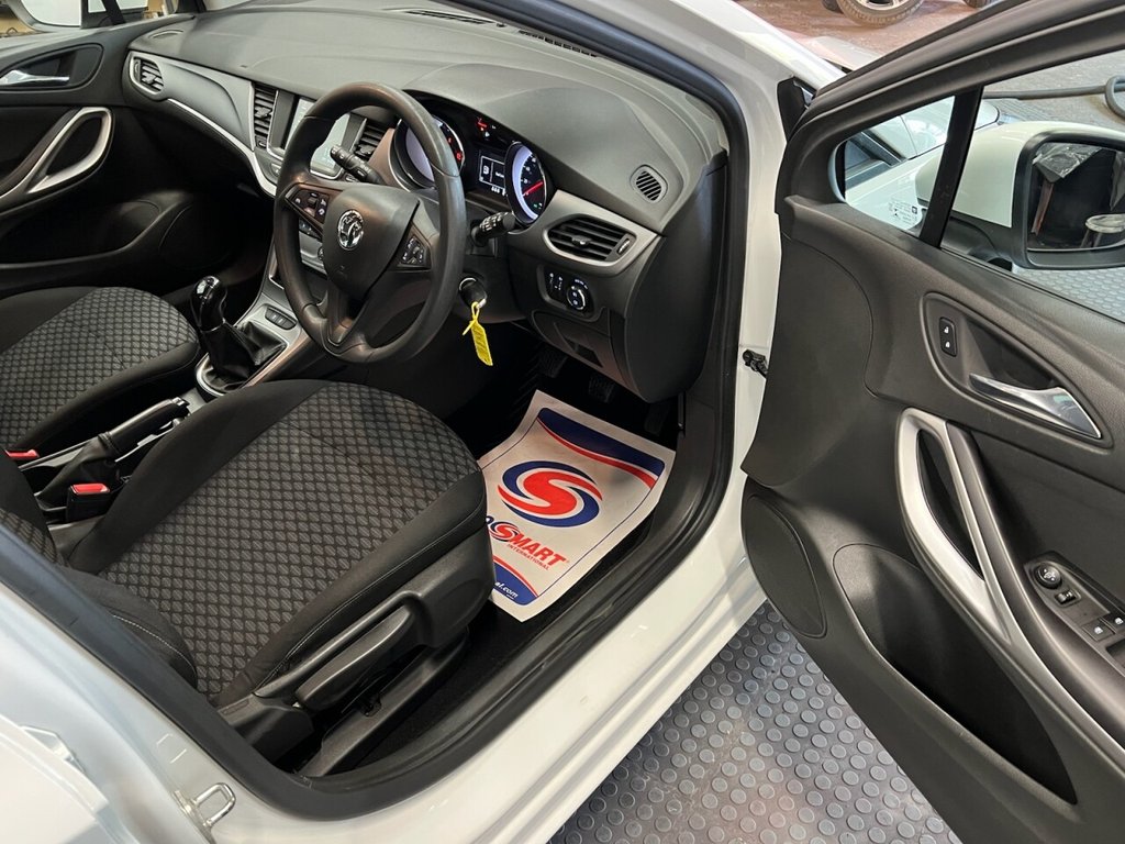 Used Vauxhall Astra 2018 for sale - 76291560: Photo 19