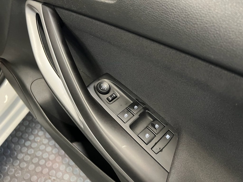 Used Vauxhall Astra 2018 for sale - 76291560: Photo 23