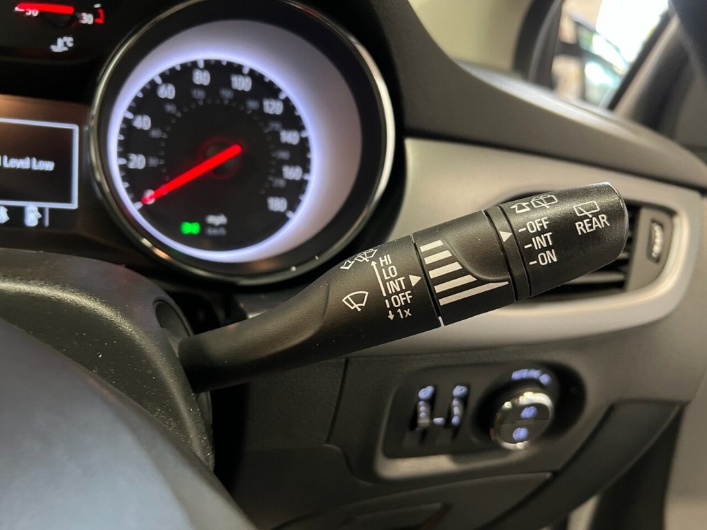 Used Vauxhall Astra 2018 for sale - 76291560: Photo 30