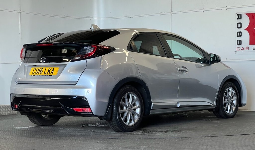 Used Honda Civic 2016 for sale - 77654532: Photo 3