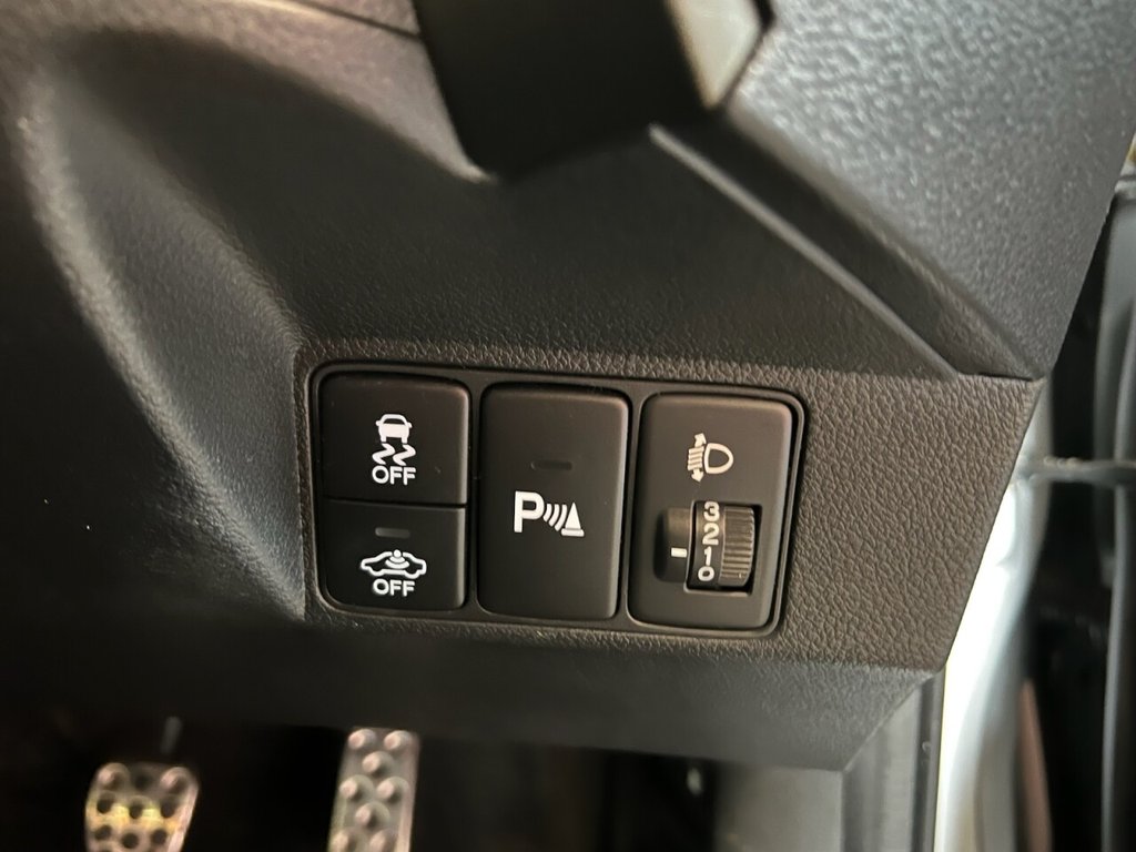 Used Honda Civic 2016 for sale - 77654532: Photo 32