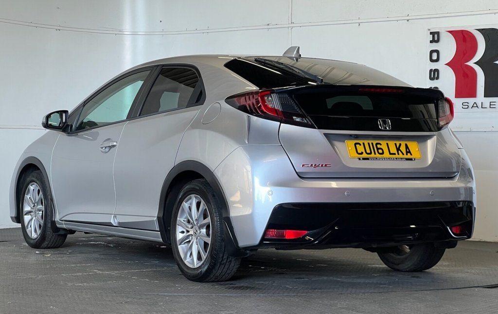 Used Honda Civic 2016 for sale - 77654532: Photo 5