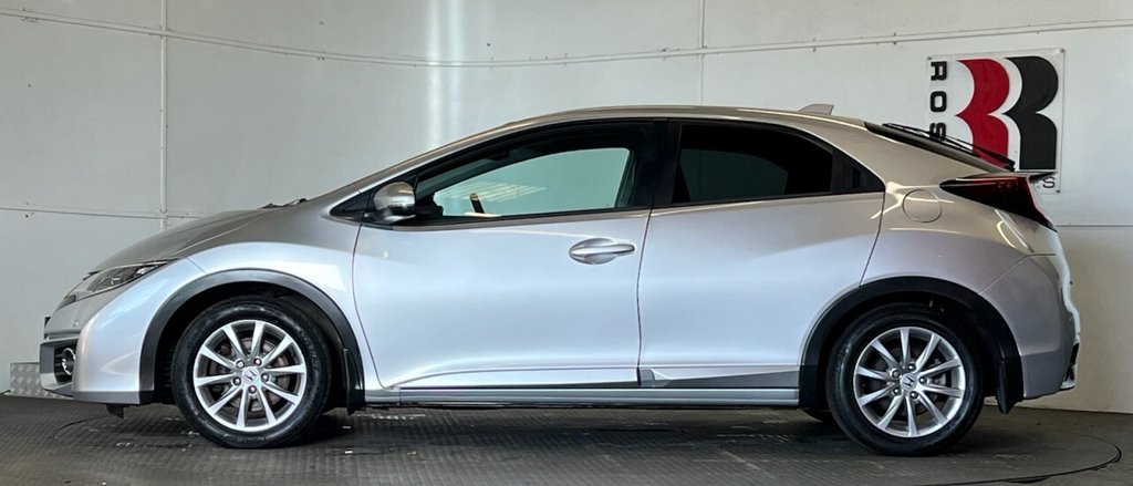 Used Honda Civic 2016 for sale - 77654532: Photo 6