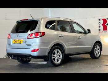 Used Hyundai Santa Fe 2011 for sale - 74903982: Photo